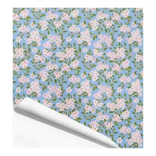 Упаковочная бумага Красота в деталях Цветы на голубом фоне арт. 2473540